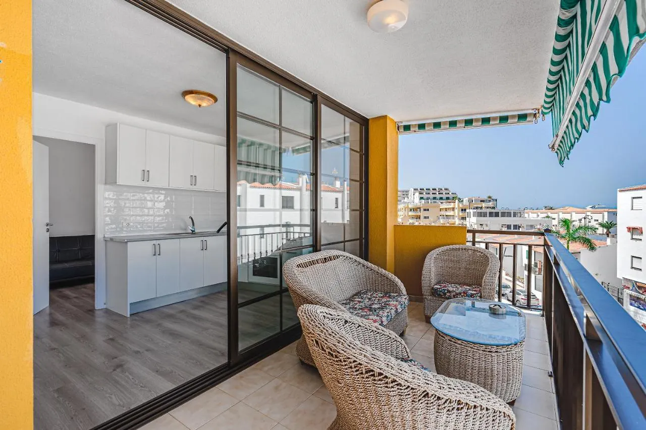 Apartament Family Flat With 3 Bedrooms And Balcony Near Los Gigantes And Ocean Puerto de Santiago