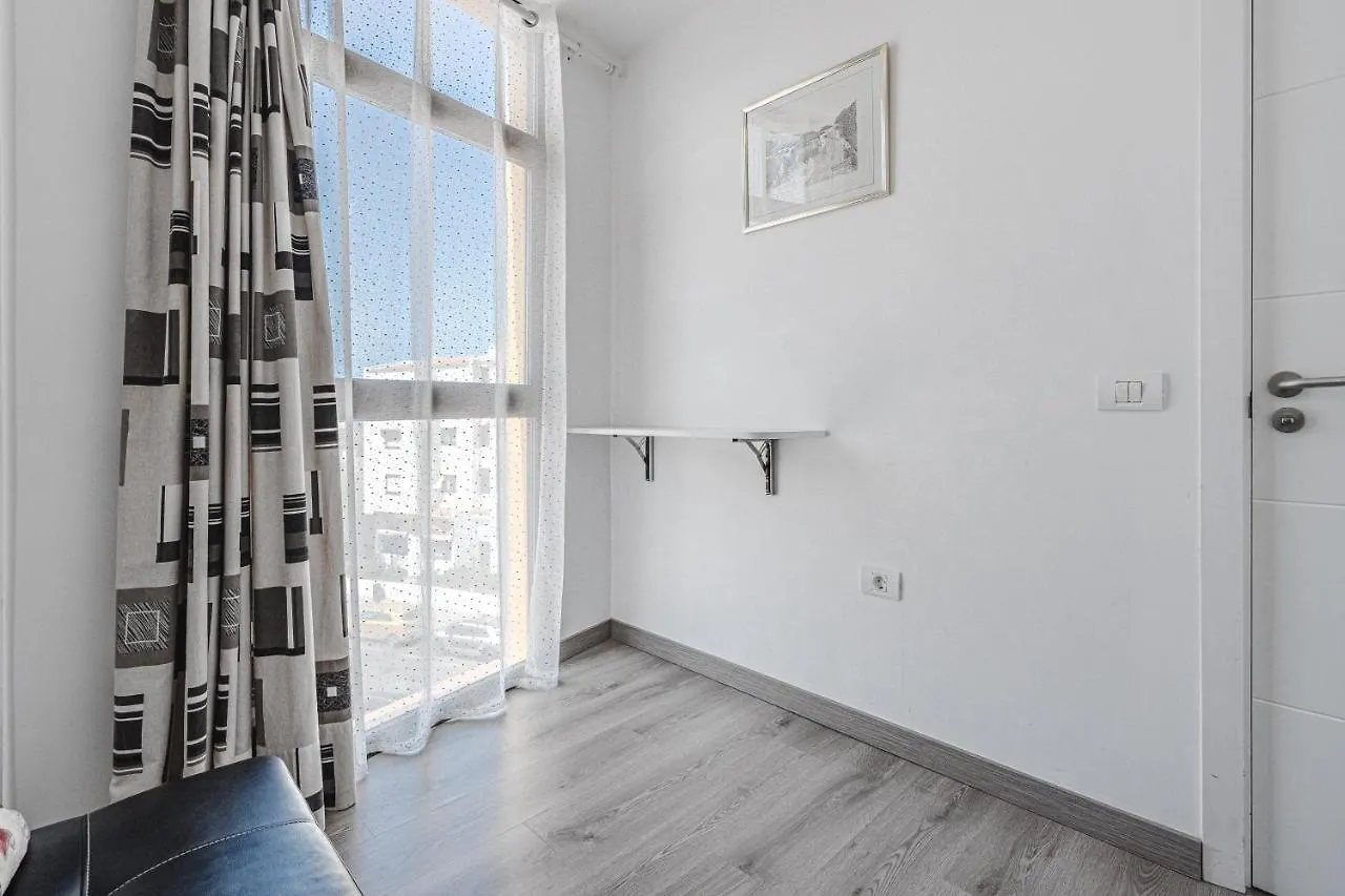 Family Flat With 3 Bedrooms And Balcony Near Los Gigantes And Ocean 圣地亚哥港 0*,