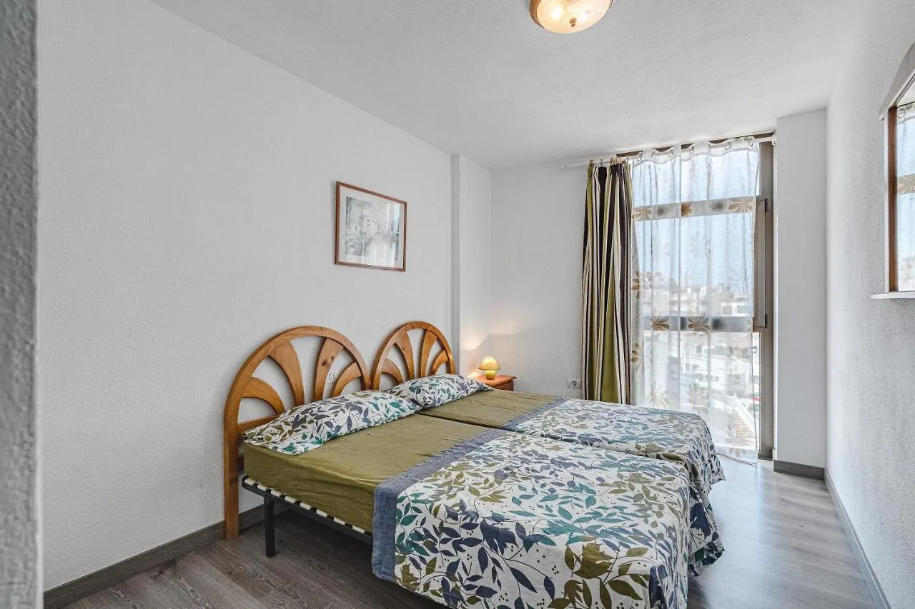 Apartament Family Flat With 3 Bedrooms And Balcony Near Los Gigantes And Ocean Puerto de Santiago