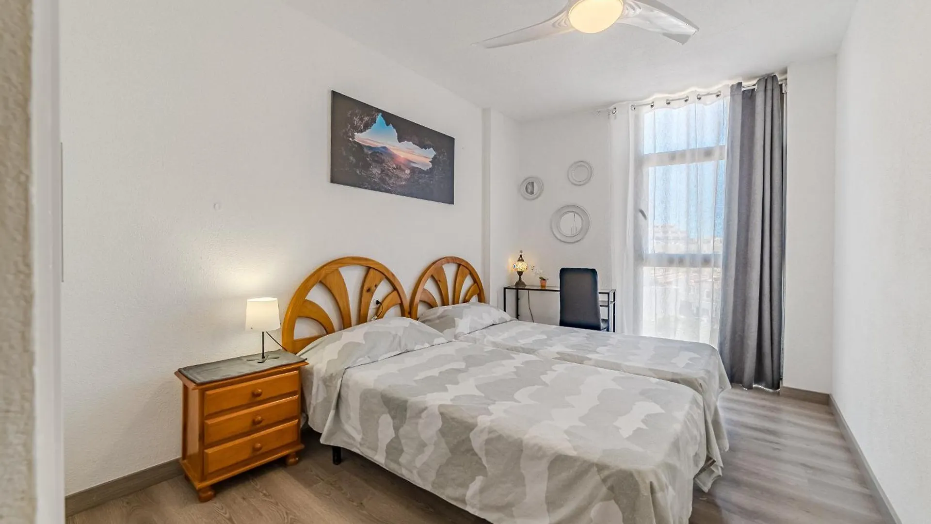 Family Flat With 3 Bedrooms And Balcony Near Los Gigantes And Ocean Puerto de Santiago  0*, Puerto de Santiago (Tenerife)