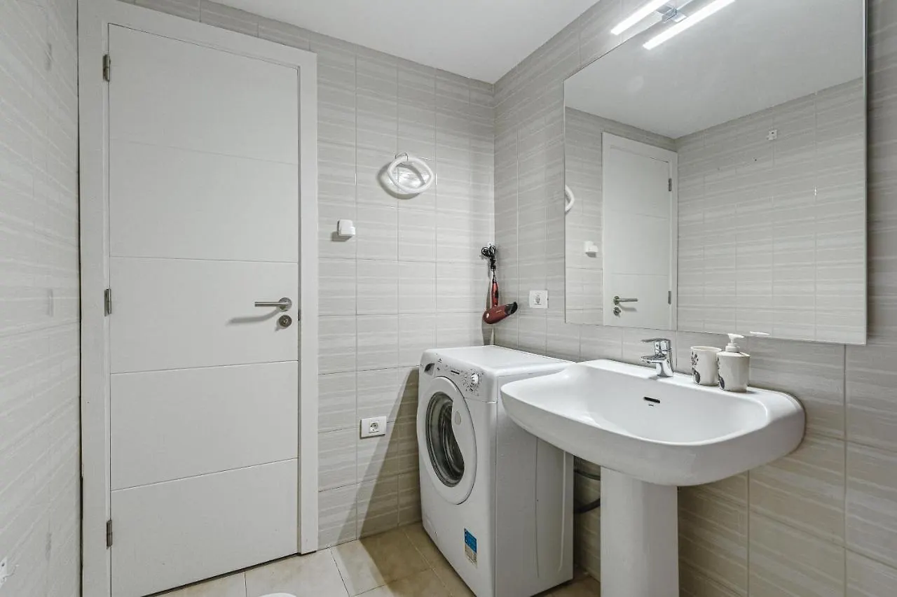 Apartment Familienwohnung mit 3 Schlafzimmern nahe Los Gigantes unmittelbar am Ozean Puerto de Santiago