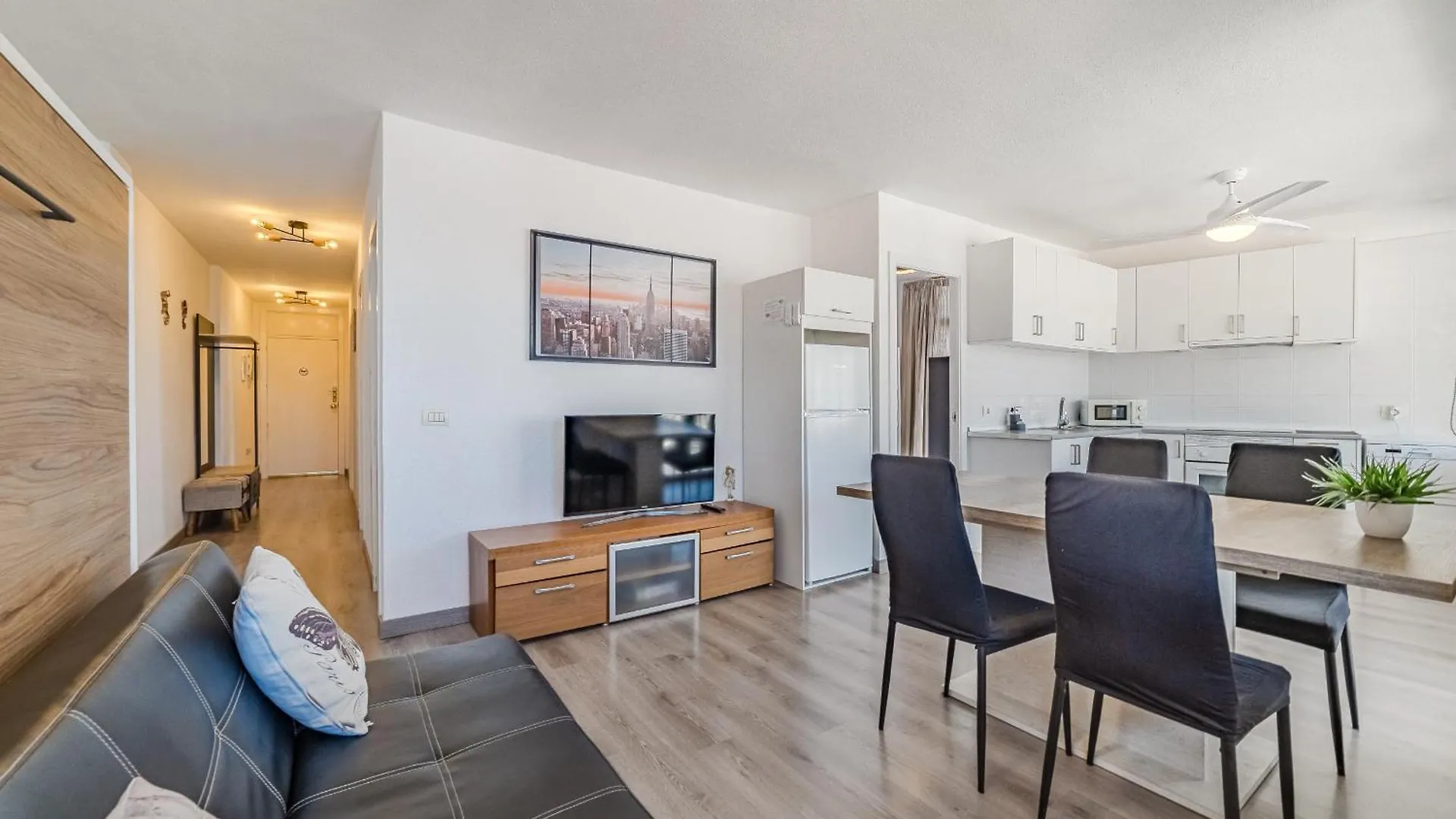 Apartment Familienwohnung mit 3 Schlafzimmern nahe Los Gigantes unmittelbar am Ozean Puerto de Santiago